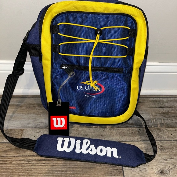 Wilson Handbags - Like New Wilson US Open tennis bag. Perfect!